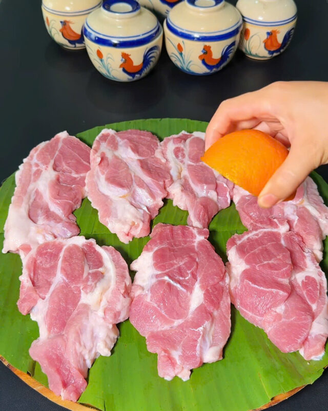 Cách ướp sườn nướng cơm tấm mềm ngon 3 cach uop suon com tam 2